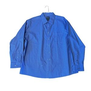 Jos A Banks Shirt button down Traveler plaid dress shirt.